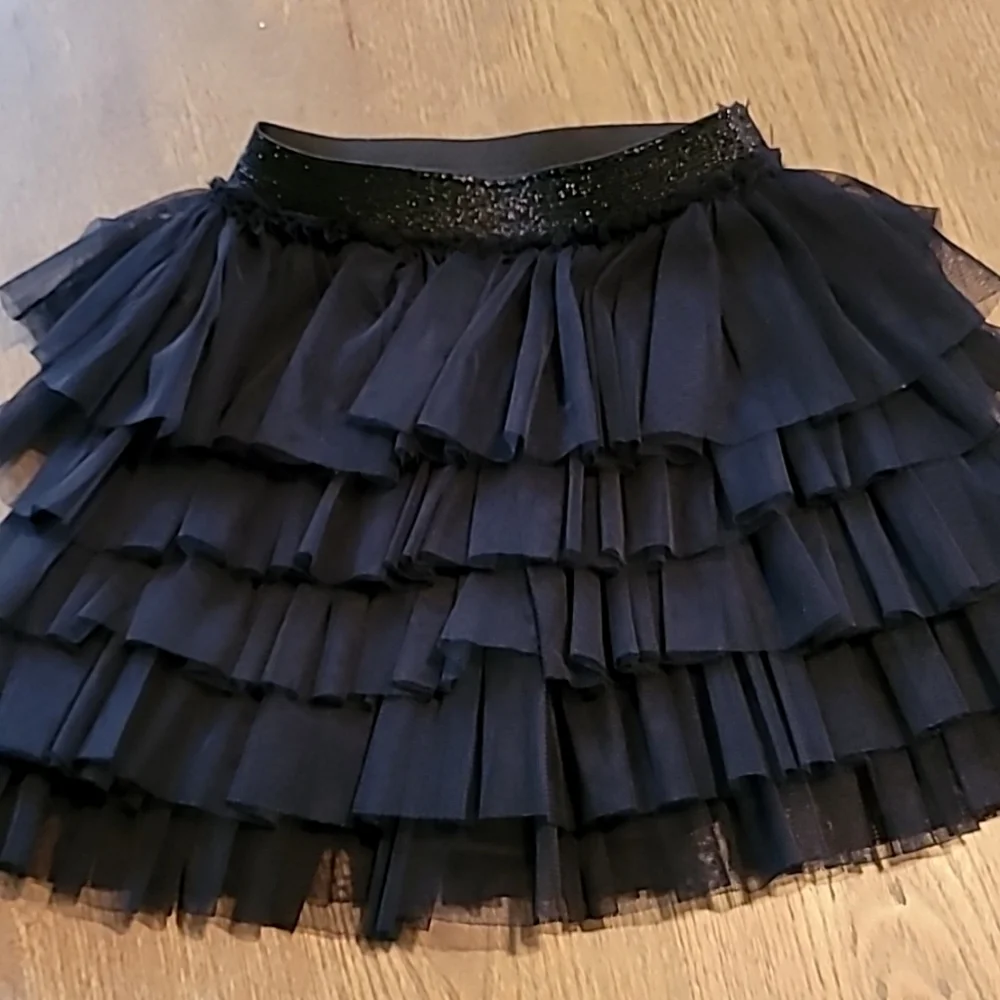 👗 - Picture 2 of 6